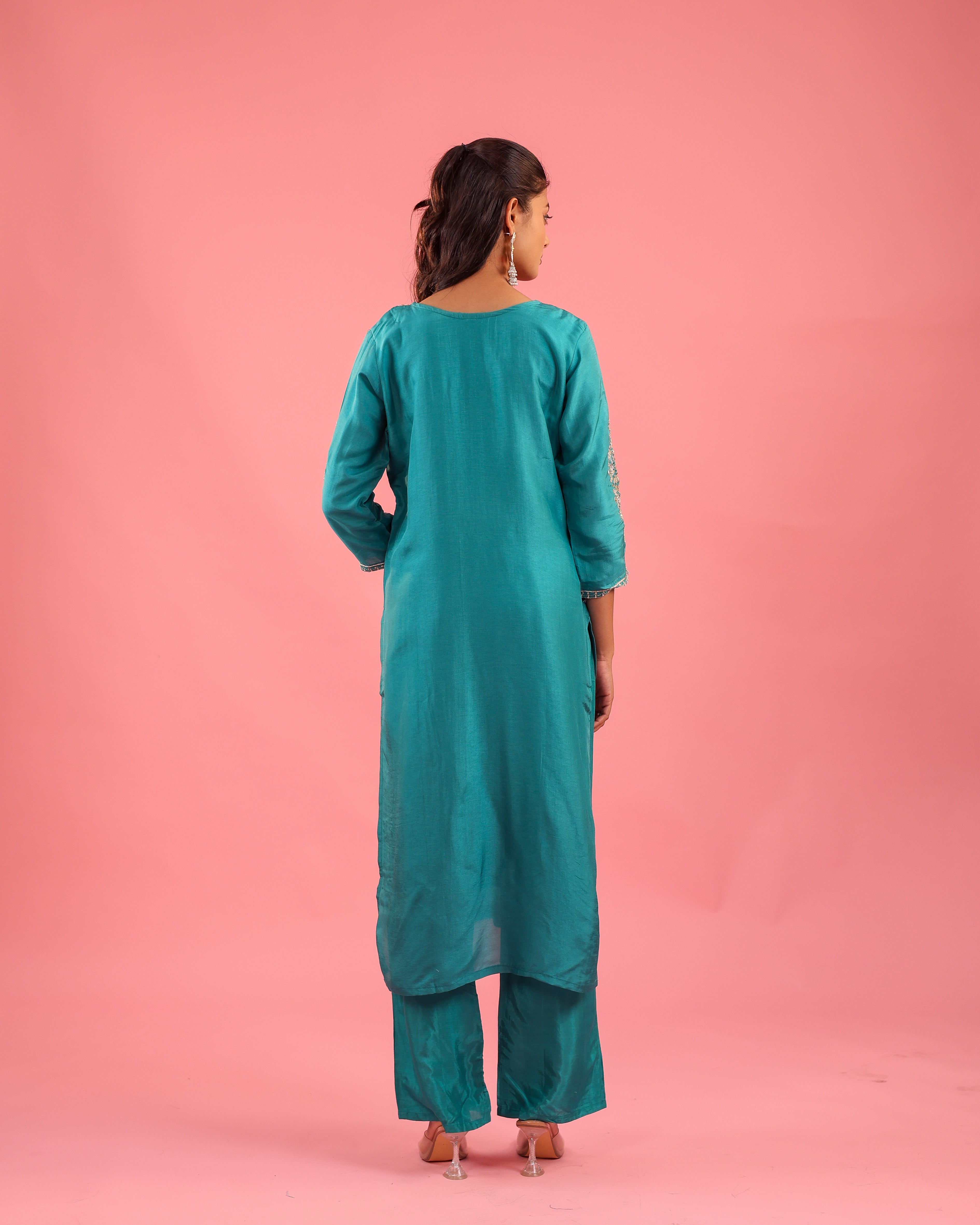 Regal Allure – Embroidered Dola Silk Suit Set for Women