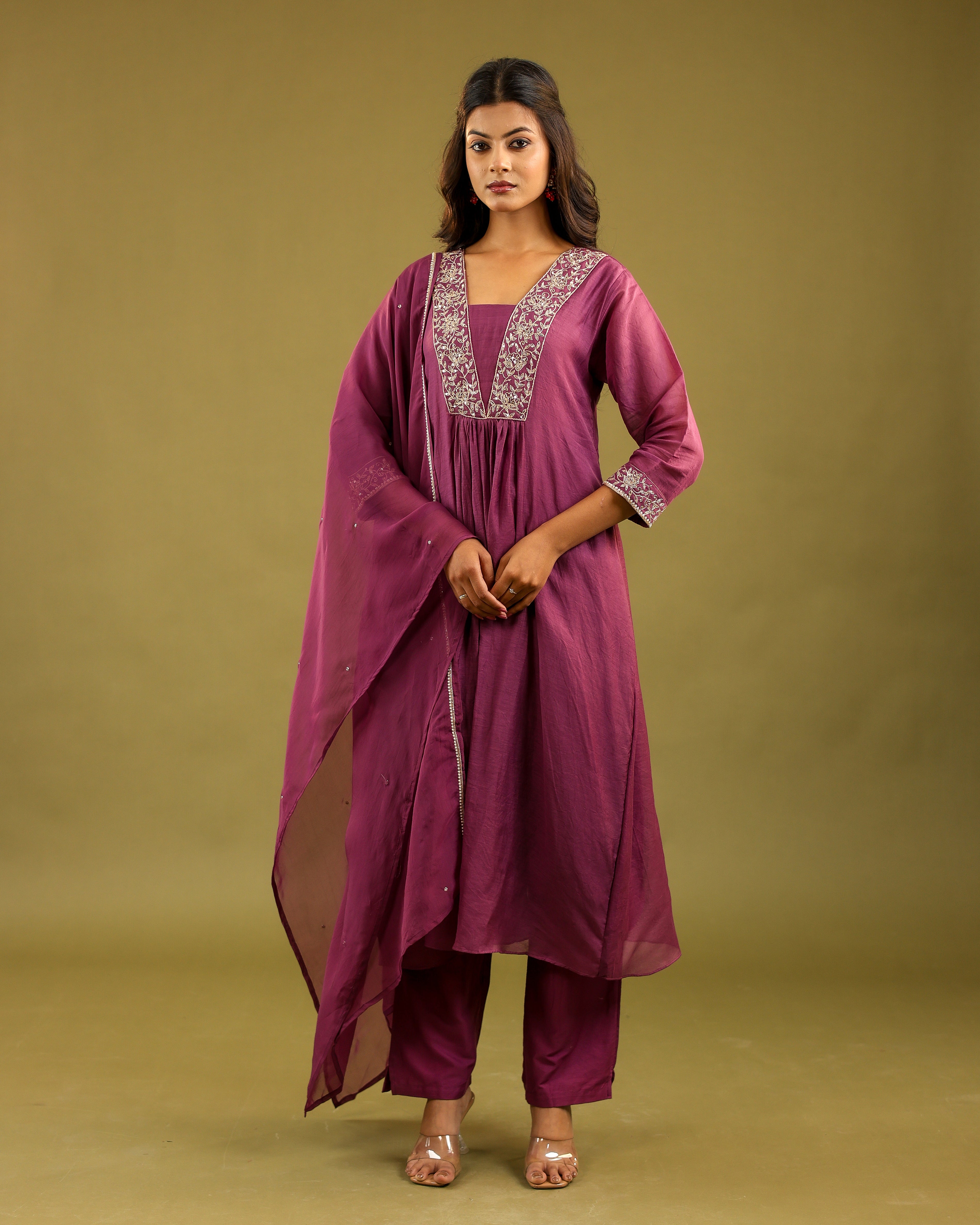 Elegance Bloomed – Hand Embroidered Mul Chanderi Suit Set for Women