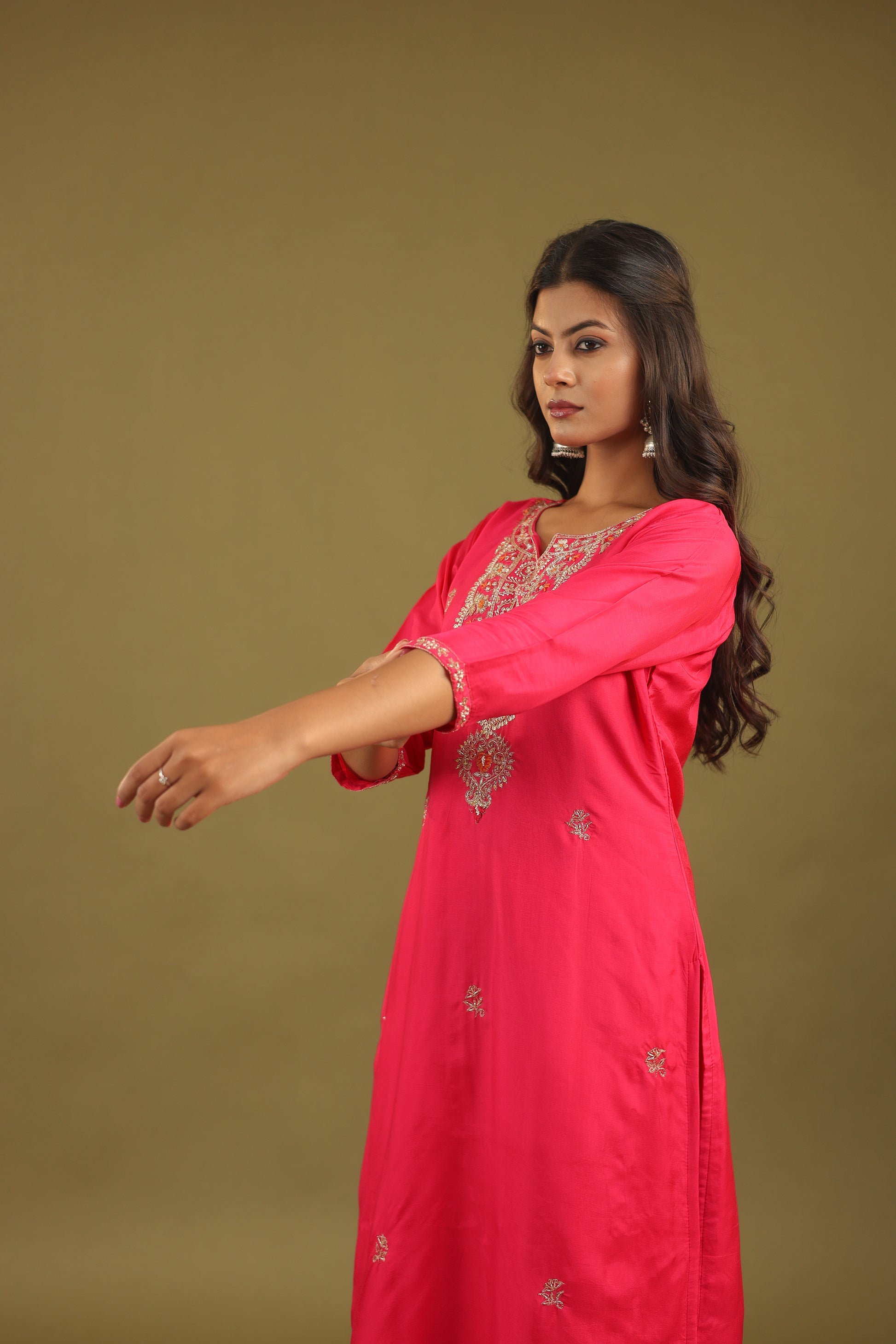 Regal Allure – Embroidered Dola Silk Suit Set for Women