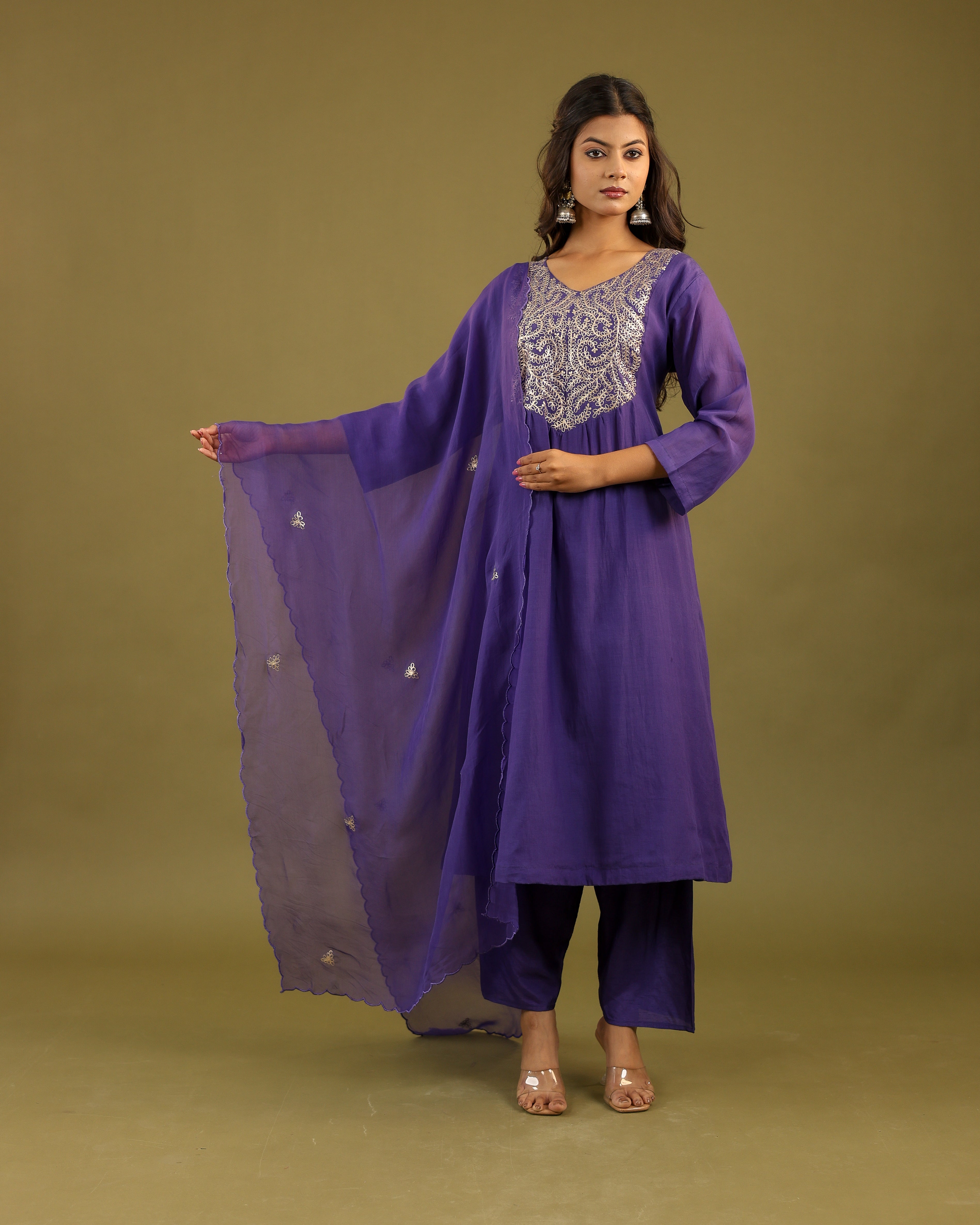 Elegance Bloomed – Hand Embroidered Mul Chanderi Suit Set for Women