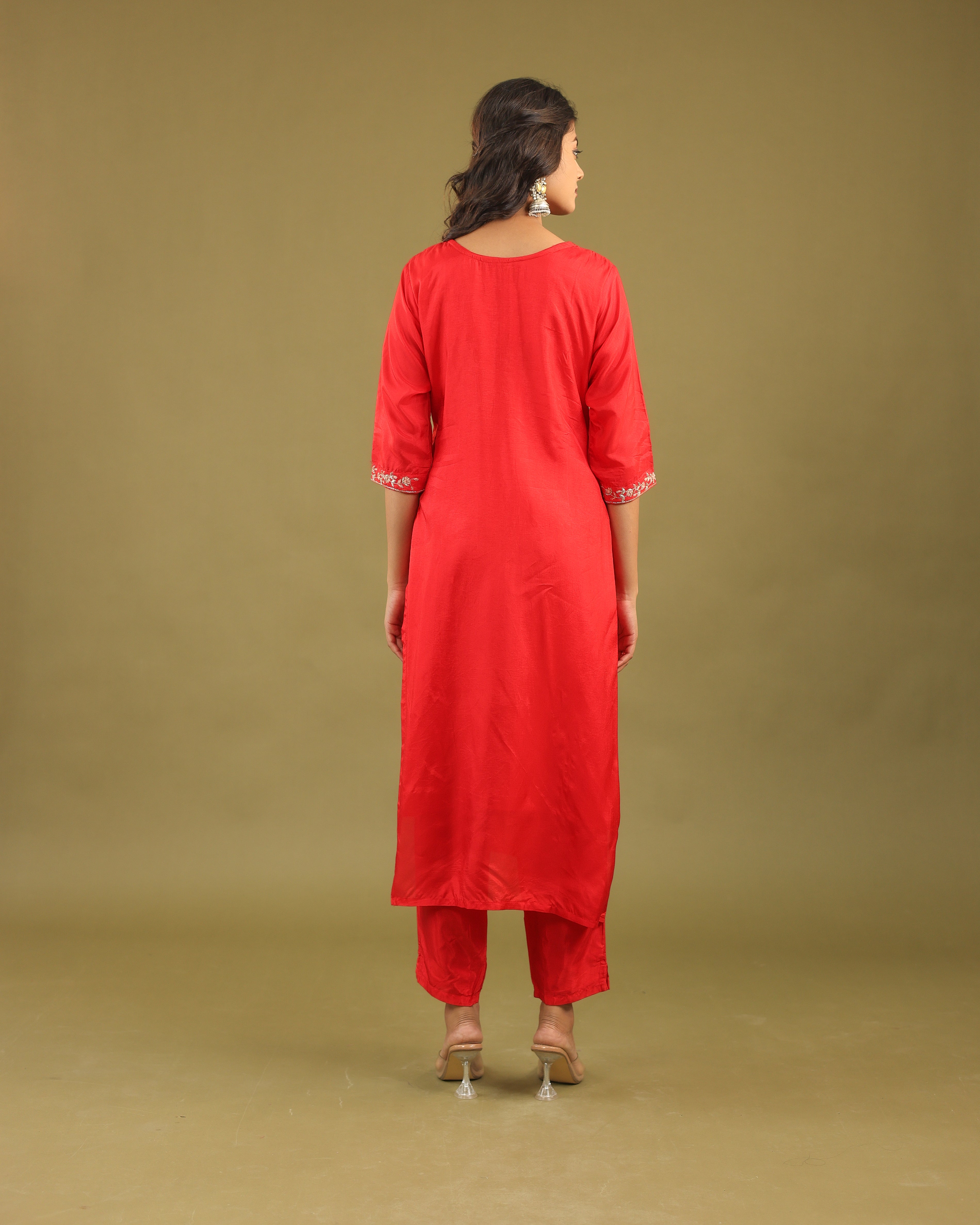 Regal Allure – Embroidered Dola Silk Suit Set for Women