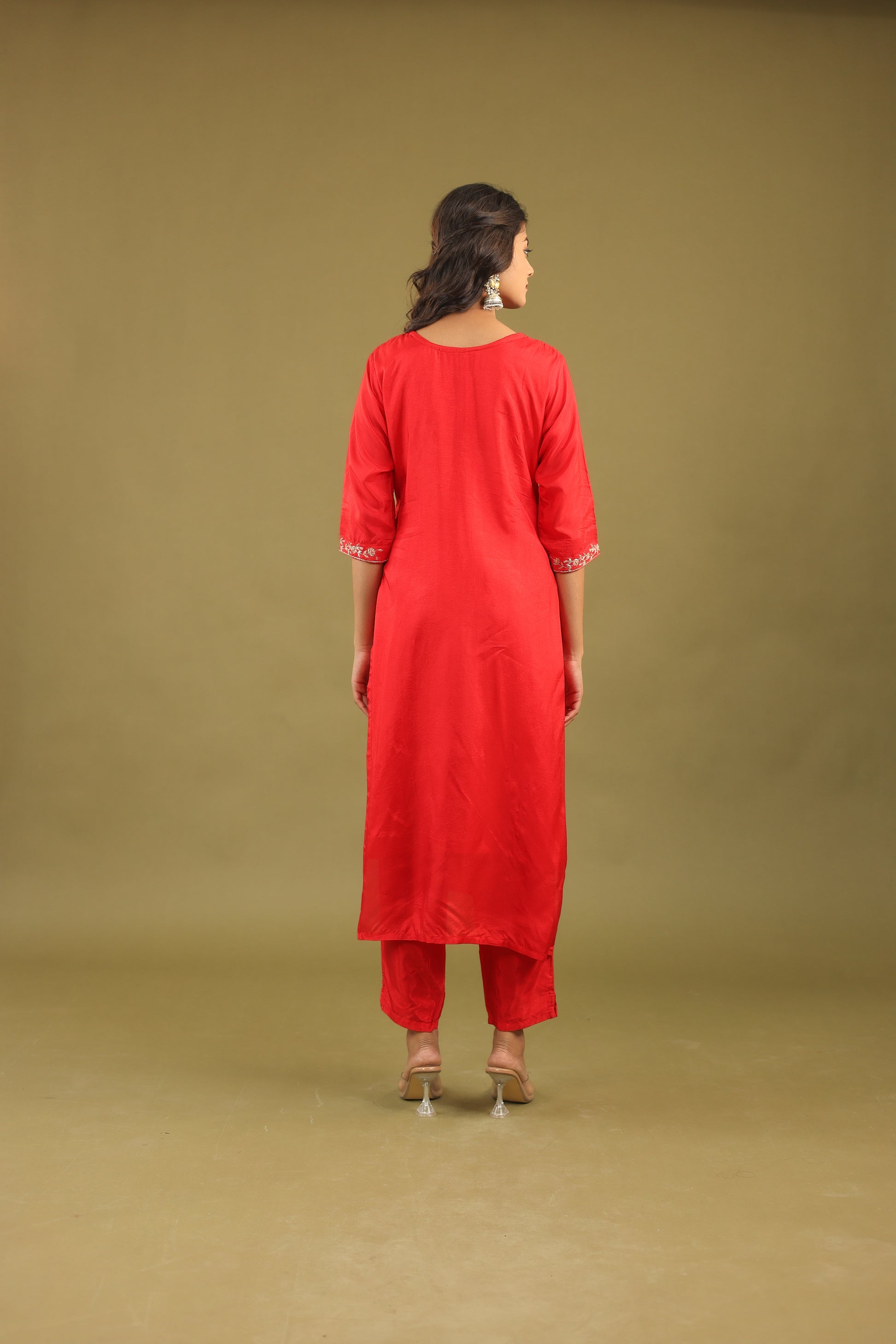 Regal Allure – Embroidered Dola Silk Suit Set for Women