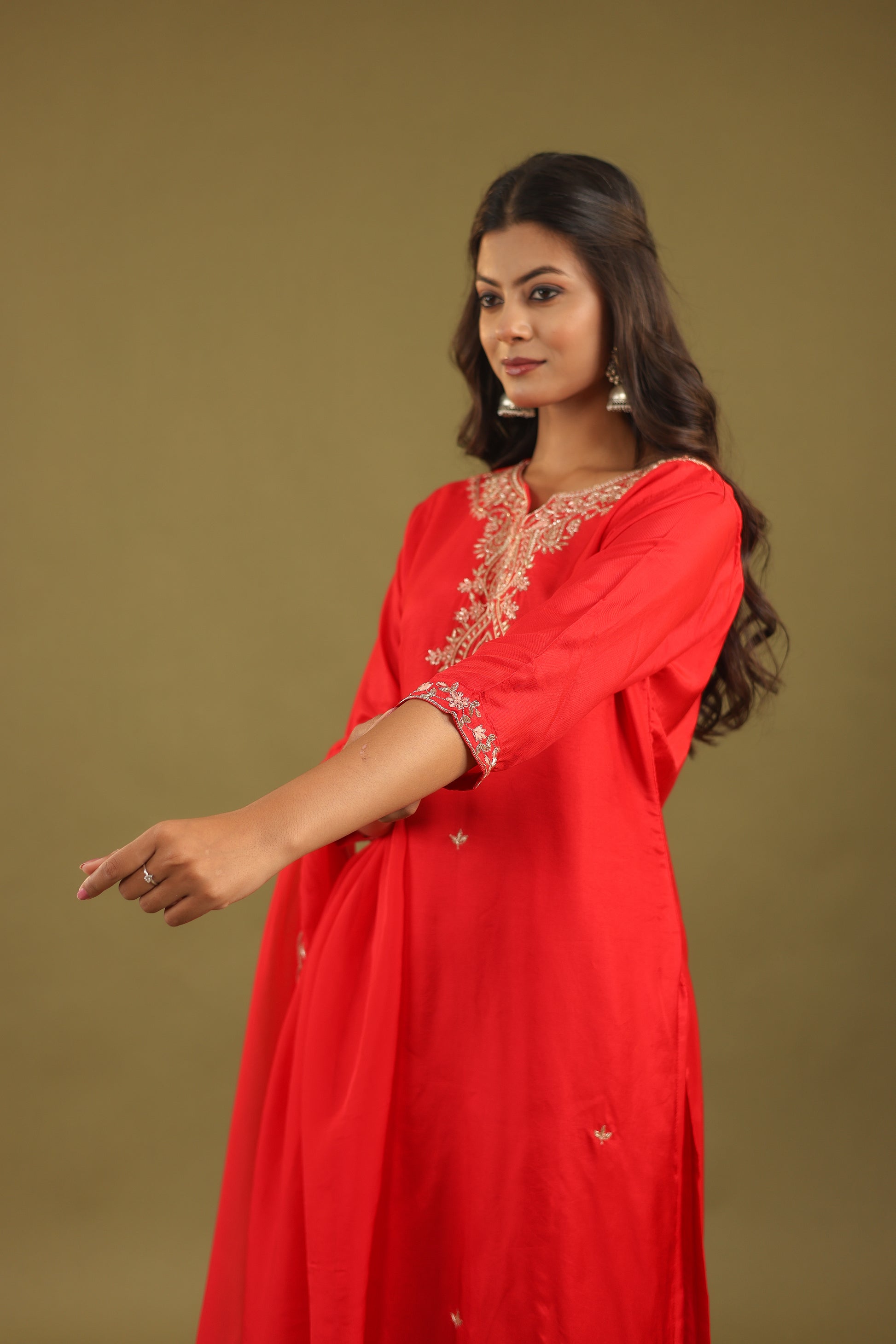 Regal Allure – Embroidered Dola Silk Suit Set for Women