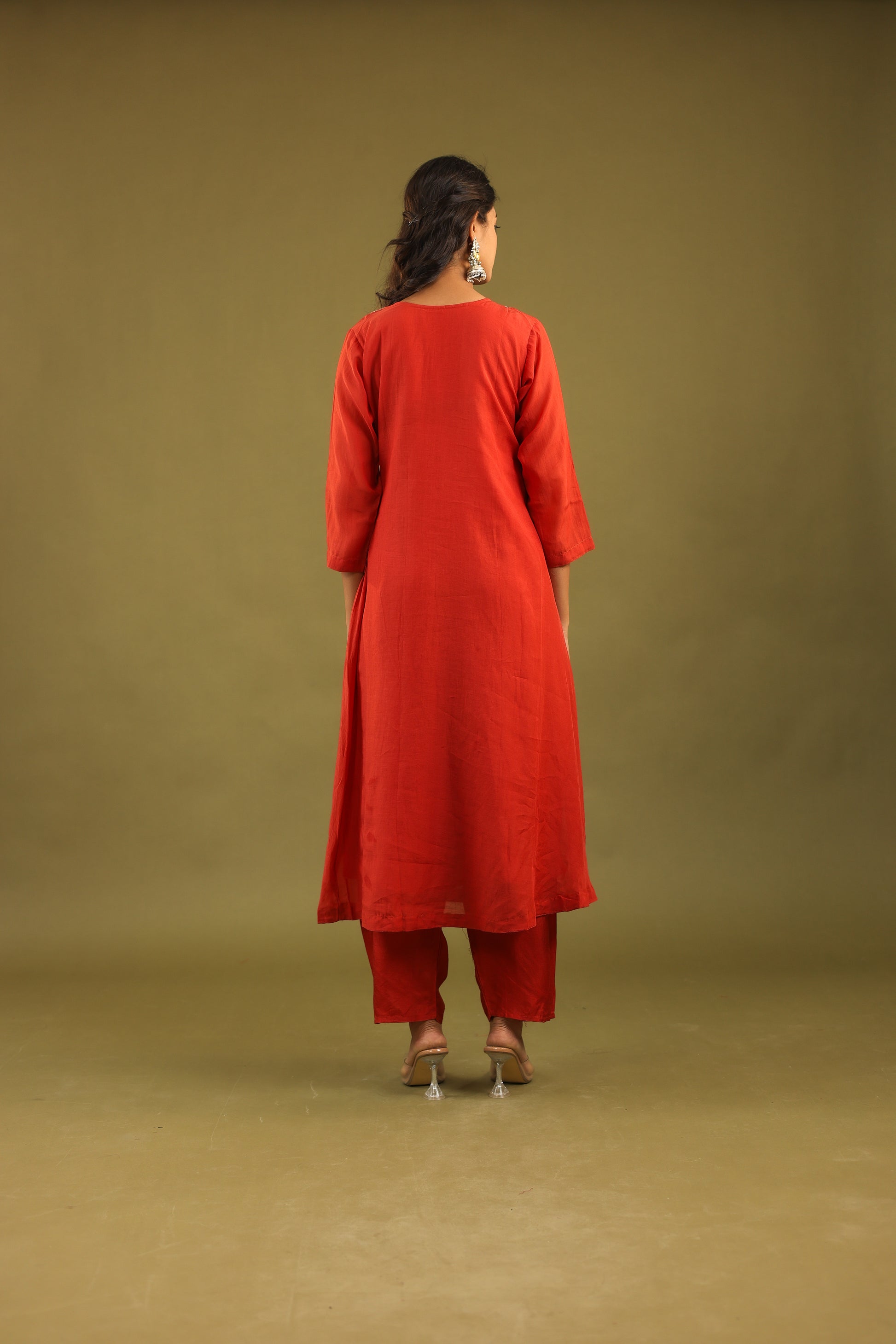 Graceful Radiance – Mul Chanderi Embroidered Suit Set