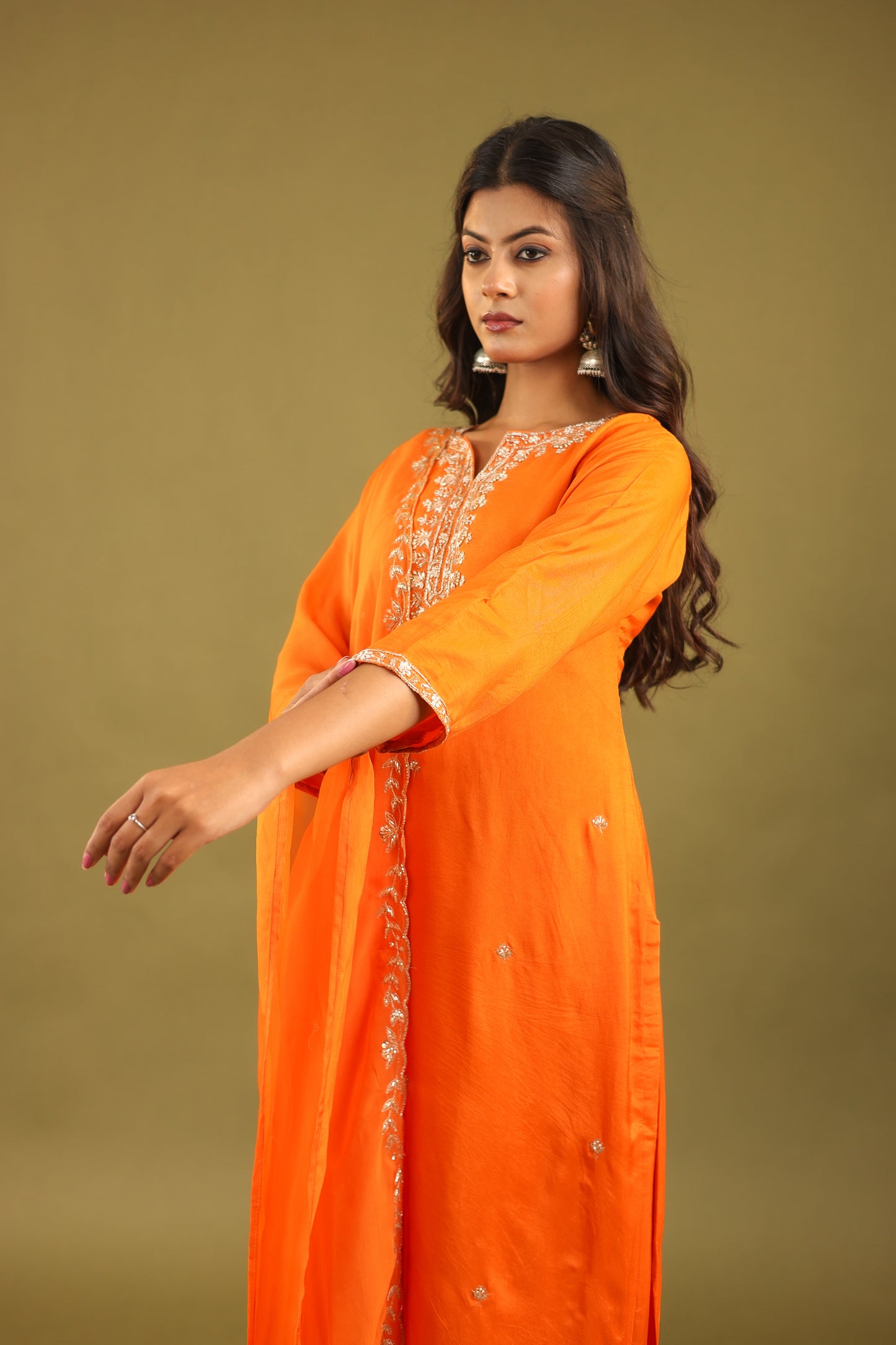 Regal Allure – Embroidered Dola Silk Suit Set for Women