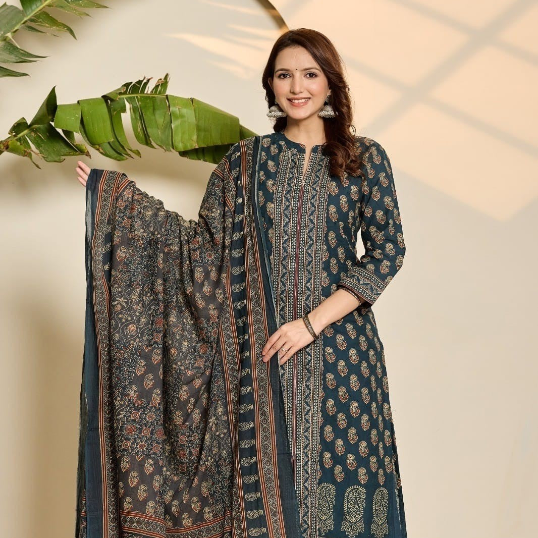 Elegant Pure Cotton Dress with Dupatta & Plazo – Comfortable Ethnic Set Green