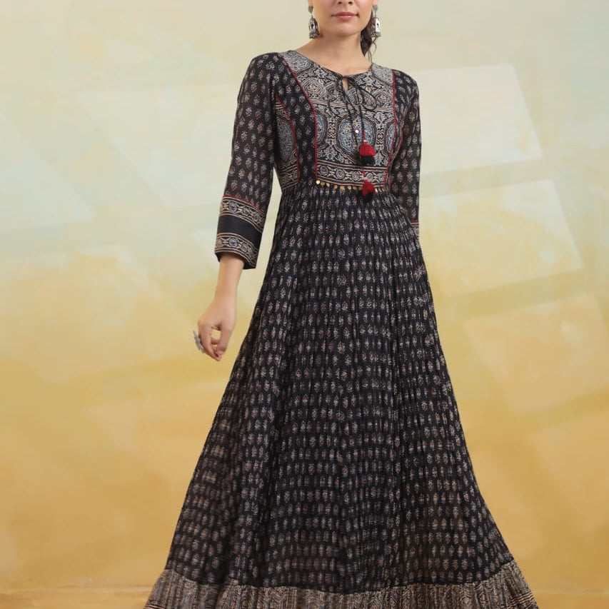 Elegant Full-Length Pure Cotton Anarkali Gown Black