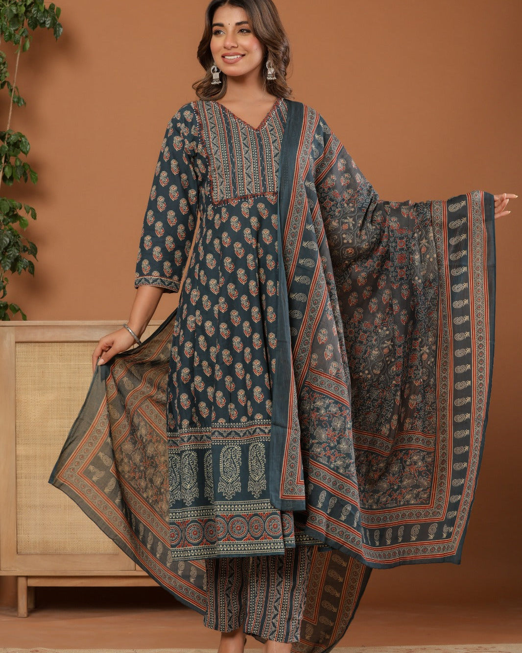Elegant Pure Cotton Anarkali Dress Set with Dupatta & Pant Green